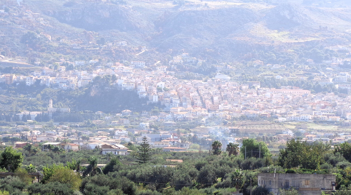 Il paese palermitano del fico d’india ai piedi della rocca: in pochi lo conoscono - Foto: Effems/Wikipedia