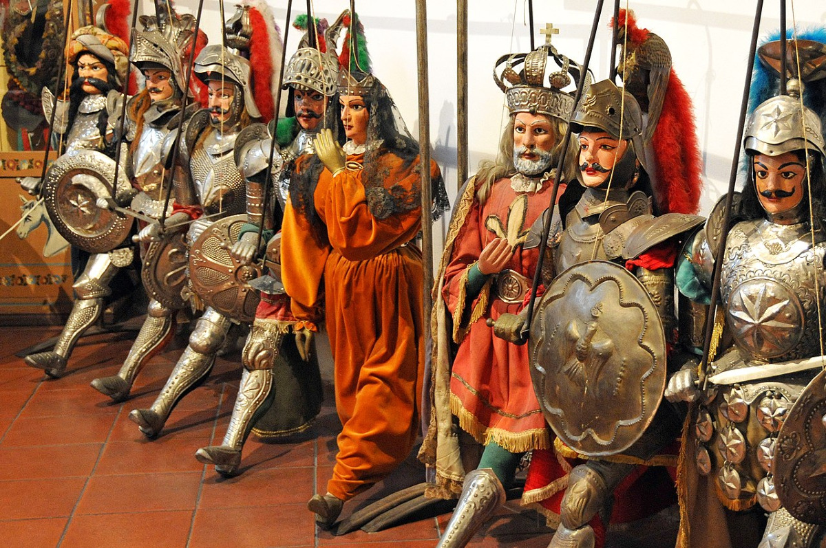 L'opera dei pupi, i paladini di francia in teatri palermitani tra storie e curiosità assurde - Foto: Dennis G. Jarvis/Wikipedia