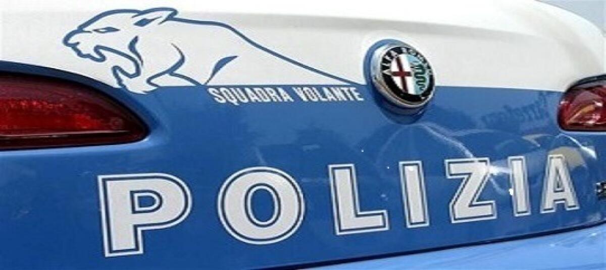 Polizia di Trapani smantella un'organizzata casa di spaccio a Mazara del Vallo con otto misure cautelari - 