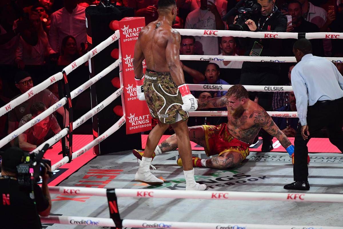 Jake Paul, stavolta lo show finisce male: Joshua domina e vince per k.o. - 