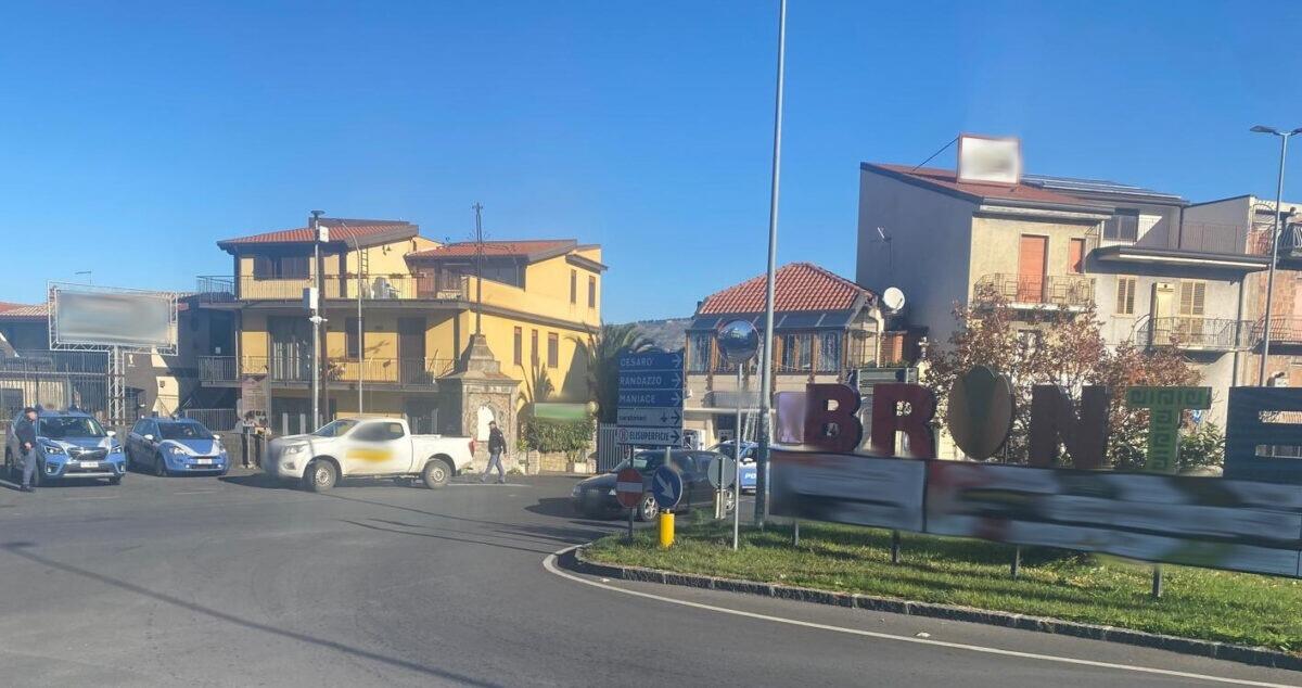 Controlli straordinari della Polizia a Catania: 150 identificati e multe per violazioni al Codice della Strada - 