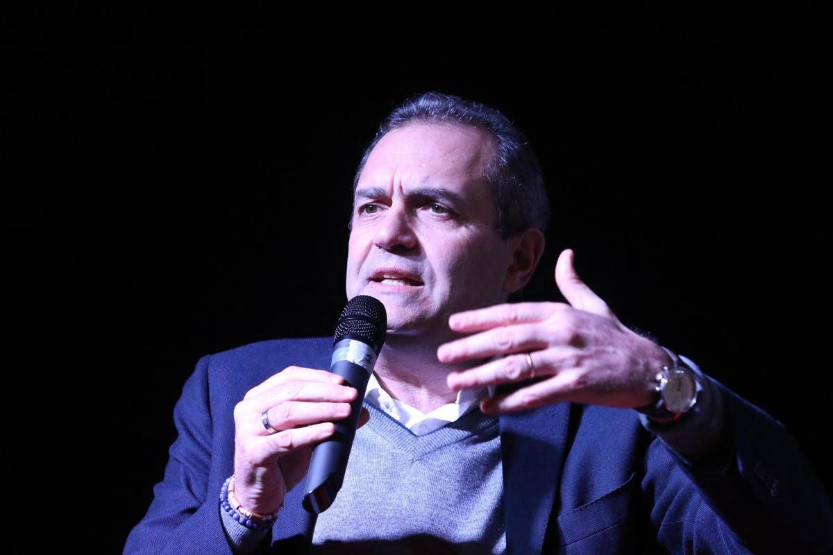 Luigi De Magistris: "Mi ricandido sindaco di Napoli, partita aperta con Manfredi" - 