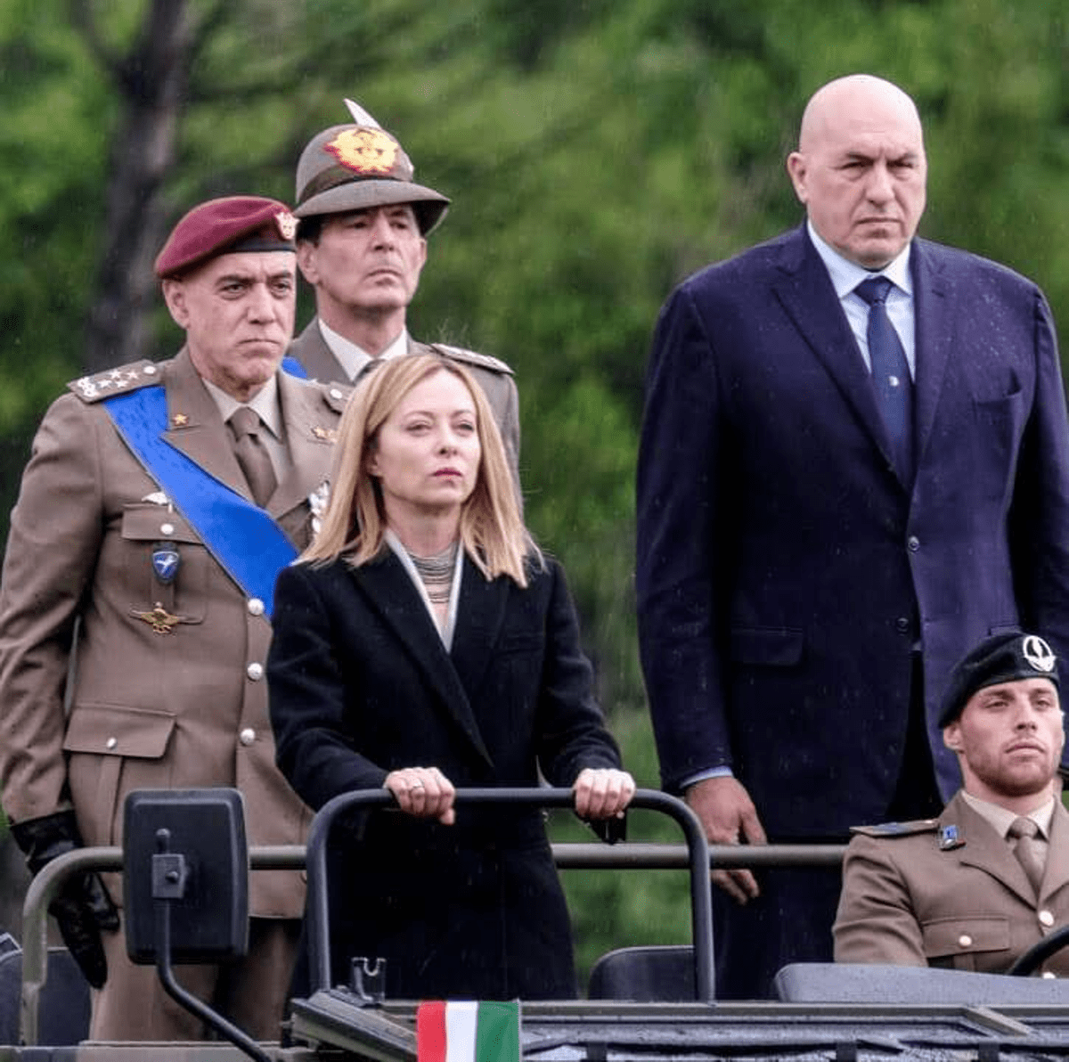 Meloni bacchetta l'Università di Bologna: "Inaccettabile il no al corso di Filosofia per gli Ufficiali' - 