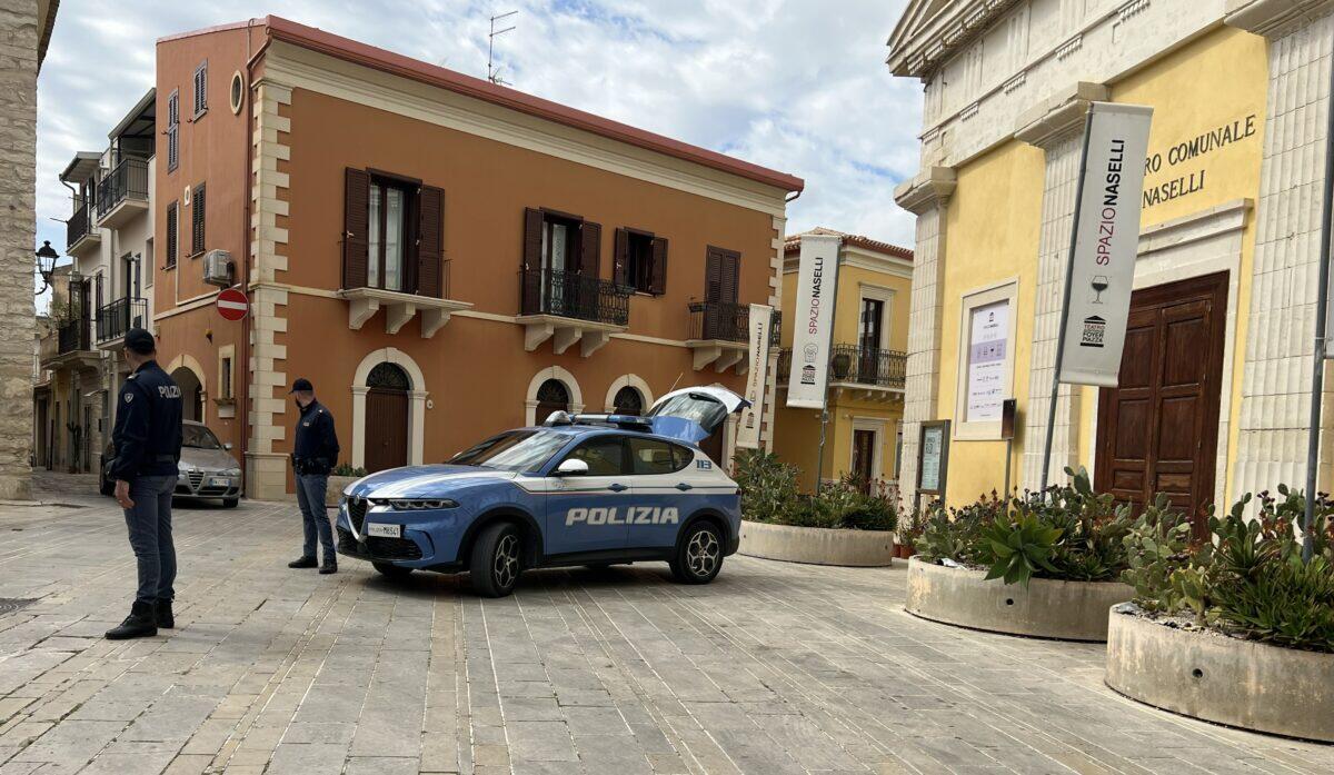 Polizia di Ragusa esegue arresto domiciliare per tentata rapina e furto aggravato - 