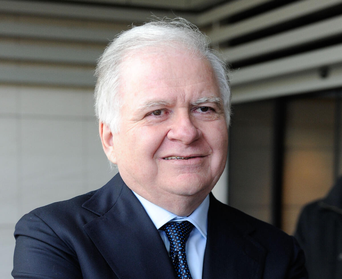 Celebriamo la Nascita del politico Carlo Costalli: 77 anni di visione e leadership - 