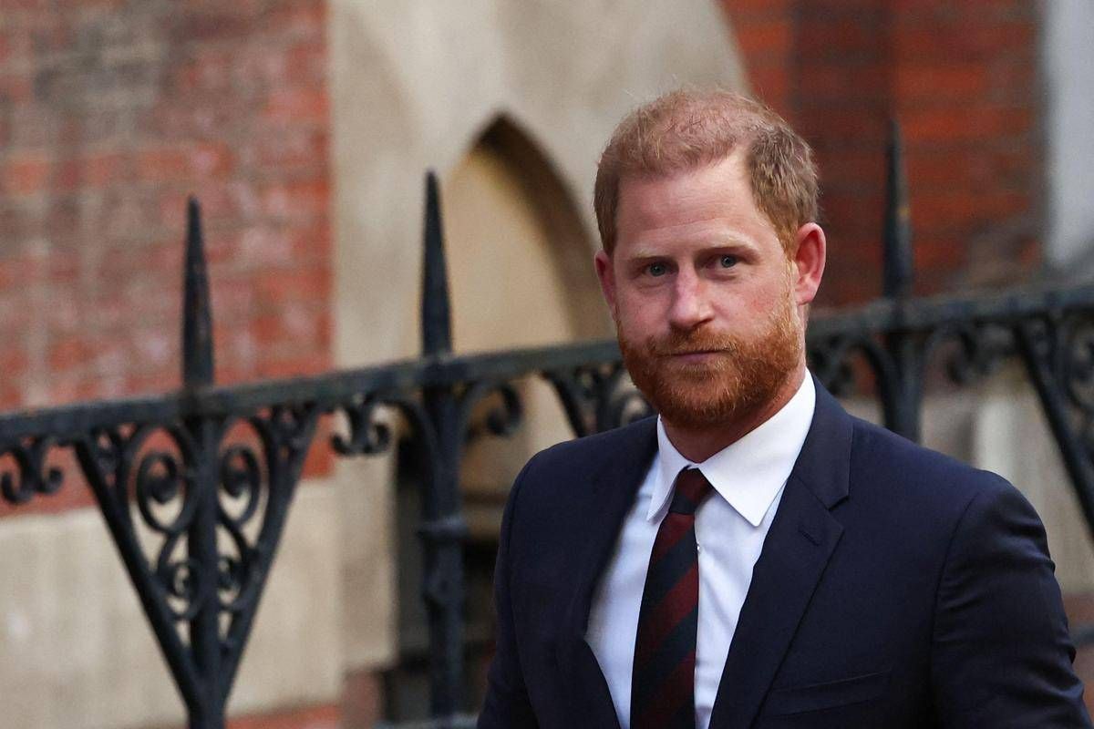 Harry contro William, il duca di Sussex vuole creare una corte 'parallela' antagonista a quella del fratello - 