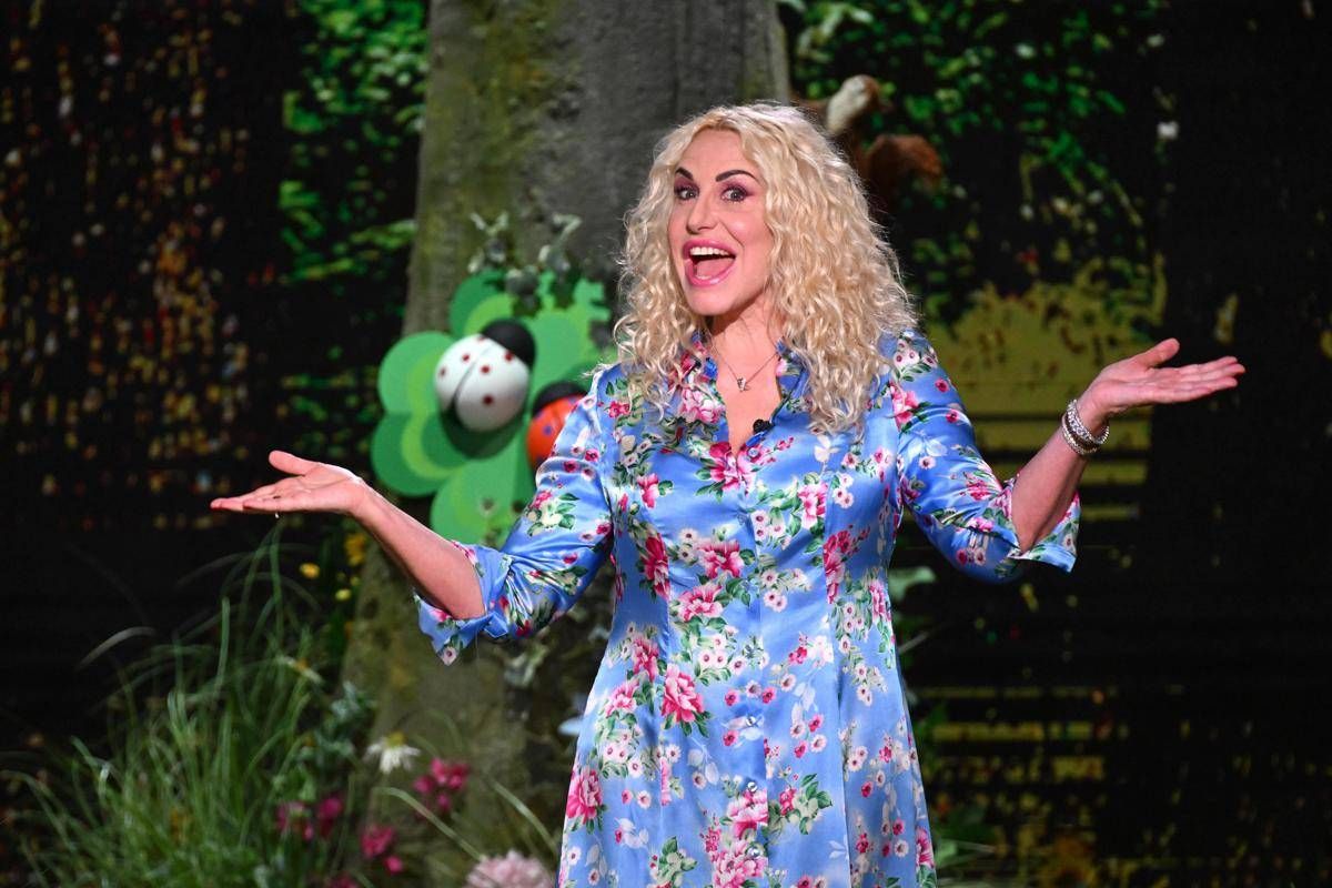 È sempre mezzogiorno, il regalo speciale per Clerici: spunta il video del passato - 