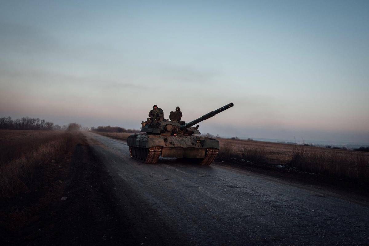 Ucraina, Ue approva blocco asset russi. Italia: "Esplorare alternative" - 