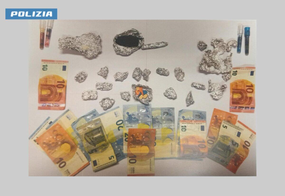 Arresto per spaccio di droga: la Polizia di Ragusa ferma un gambiano di 25 anni nel centro storico - 