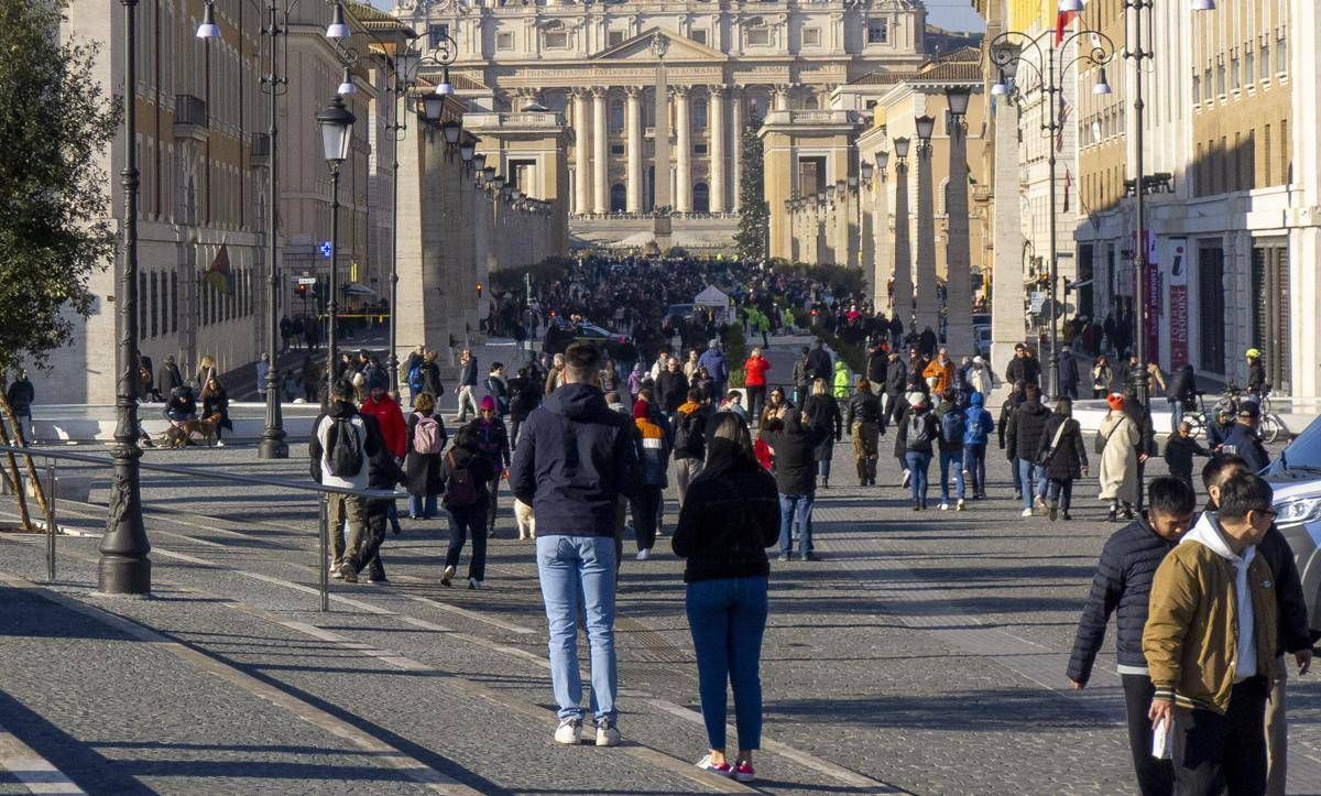 Manovra, dai pellegrini alle galline: la carica delle micro-norme - 