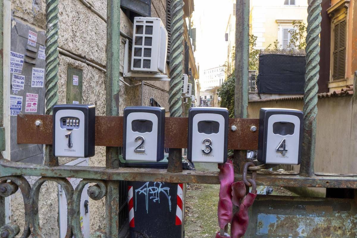 Manovra, affitti brevi: aliquota al 21% sul primo appartamento, al 26% sul secondo - 