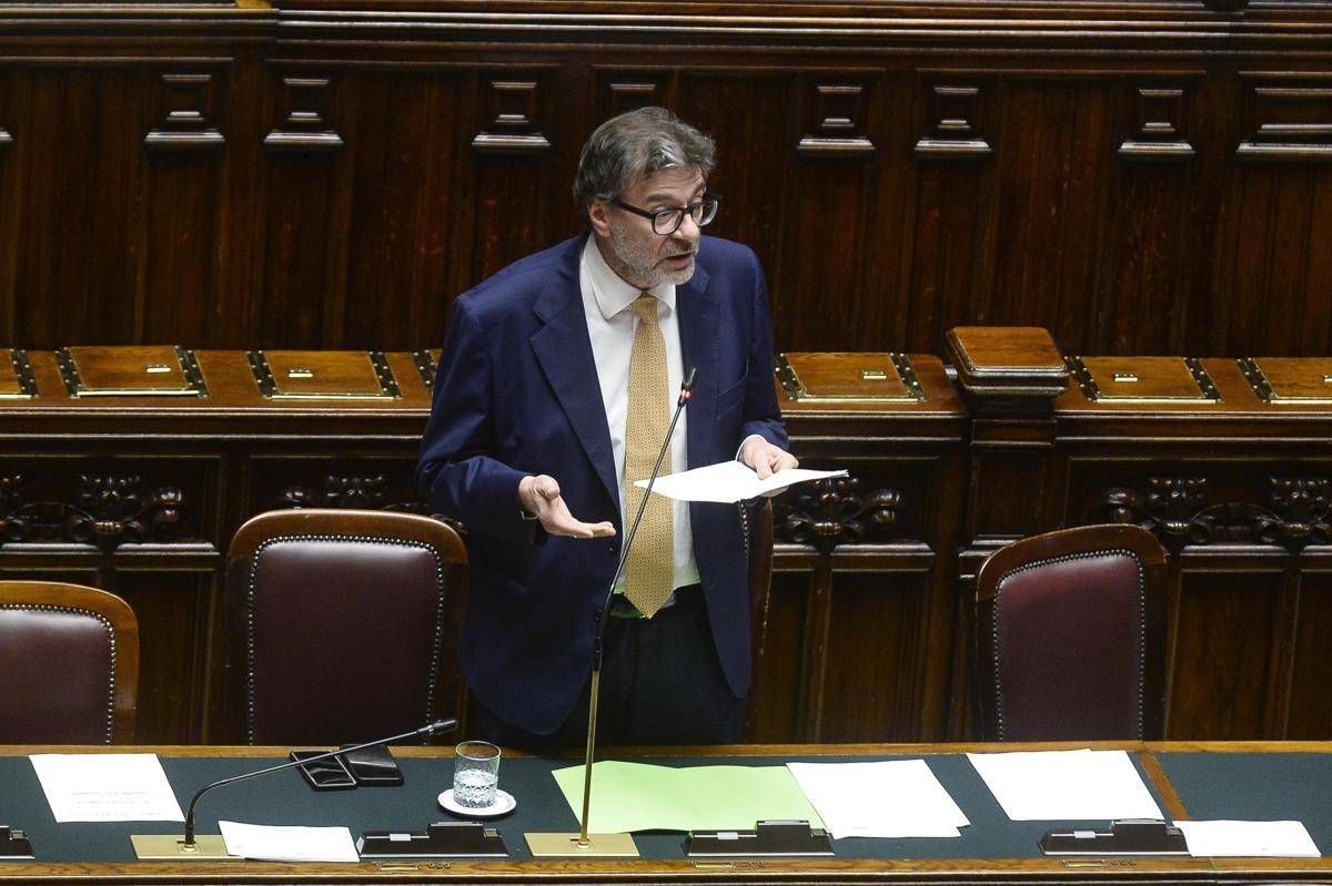 Pensioni, governo deposita nuovo emendamento: cosa cambia in Manovra - 