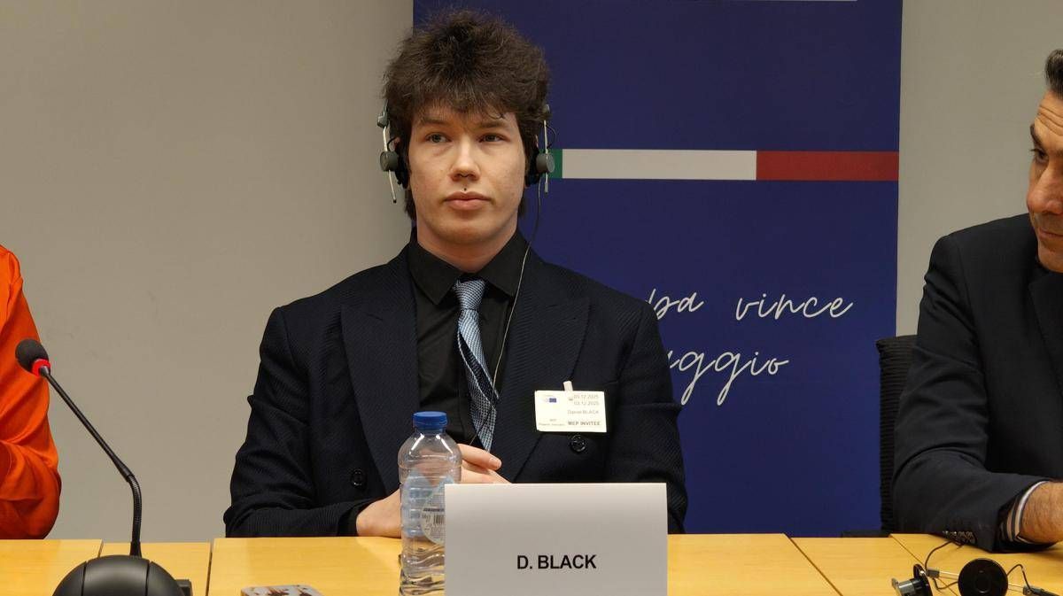 Ue, al convegno Pro Vita la testimonianza di un detransitioner: "Stop esperimenti su bambini" - 