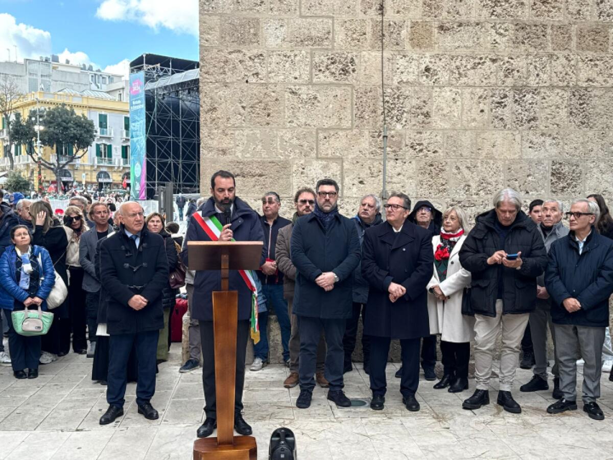 Cerimonia di Commemorazione delle Vittime del Terremoto del 1908: Un Messaggio di Memoria dal Comune di Messina - 