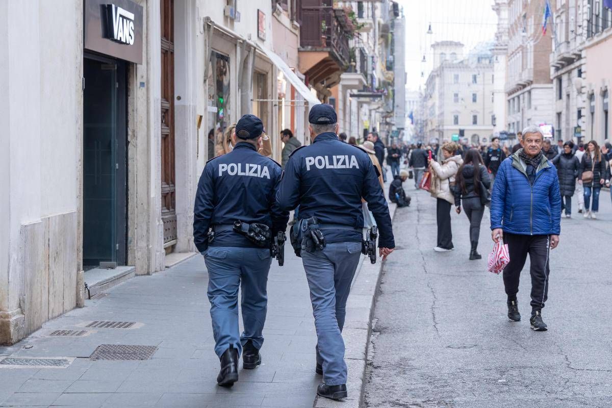 Sicurezza, Viminale: rafforzati controlli per concerti, eventi e mercatini Natale - 