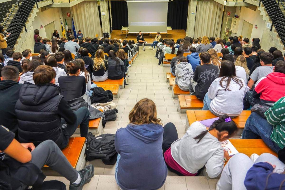 Sport, concluso progetto realizzato da Amazon insieme agli atleti del Cip nelle scuole italiane - 