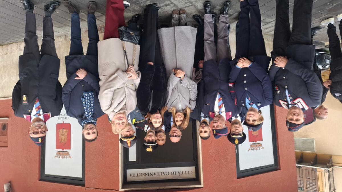 Inaugurato il chiosco per il supporto delle forze dell'ordine: un nuovo presidio nel Comune di Caltanissetta. - 