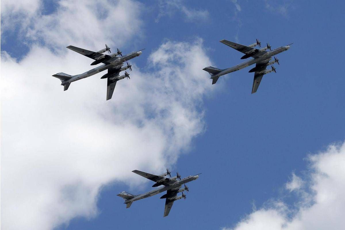 Caccia russi sui mari di Norvegia e Barents, 'aerei stranieri' li scortano - 