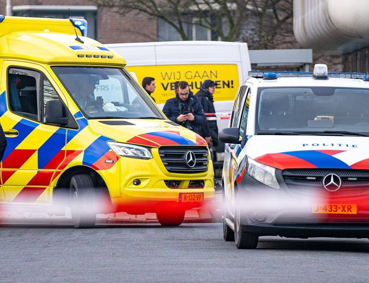 Olanda, auto sulla folla: almeno 9 feriti, tre gravi - 