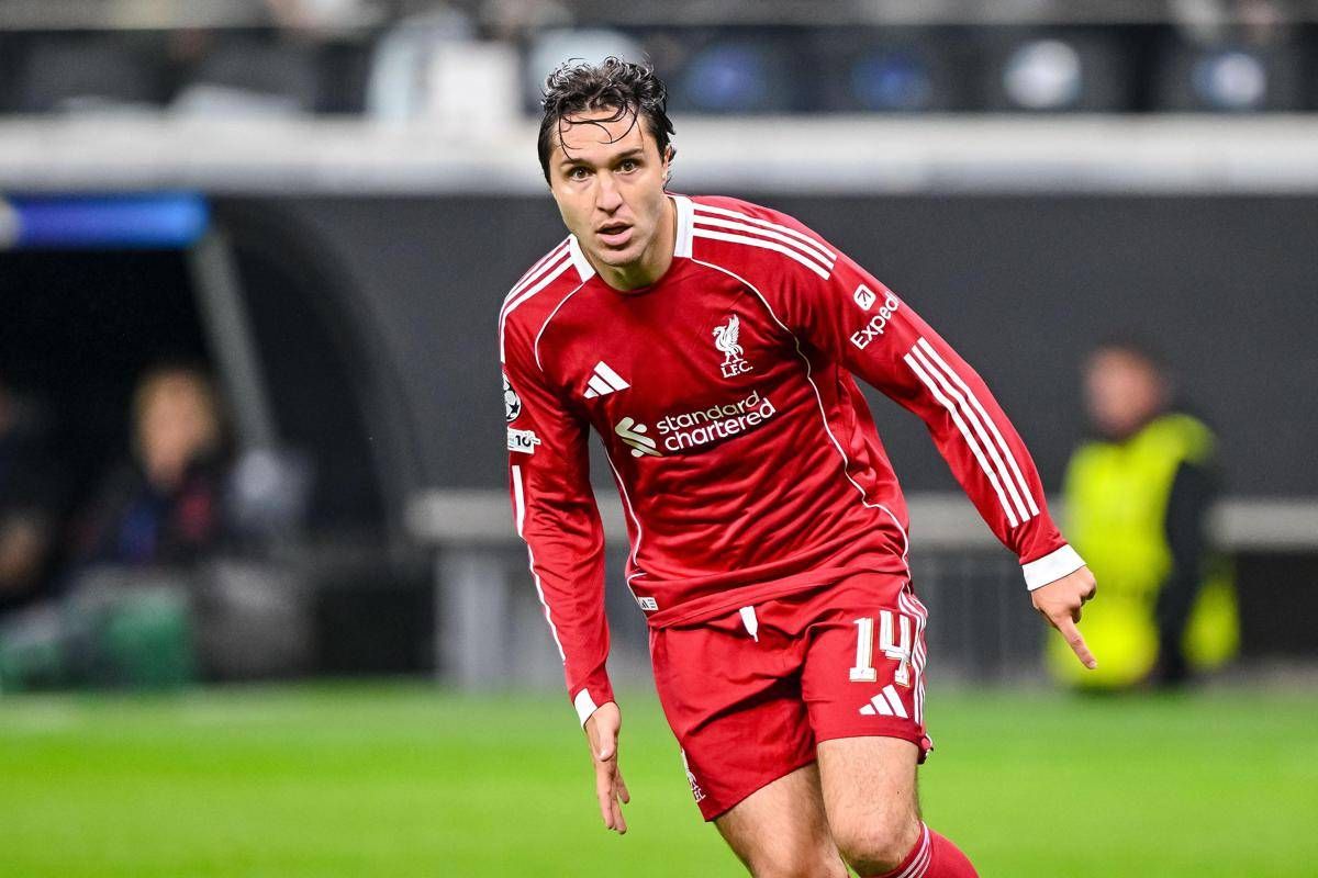 Chiesa salva il Liverpool, la giocata... da difensore - 