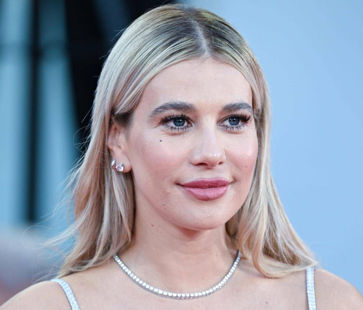 Foto figlia minore sui social, udienza per Clizia Incorvaia il 17 dicembre - 