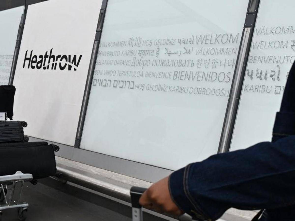 Spray al peperoncino su diverse persone a Heathrow, fermato un uomo - 