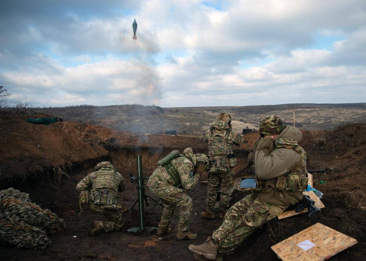 Ucraina, nel Donbass l'incertezza di un fronte fra analisi e propaganda: cosa succede - 