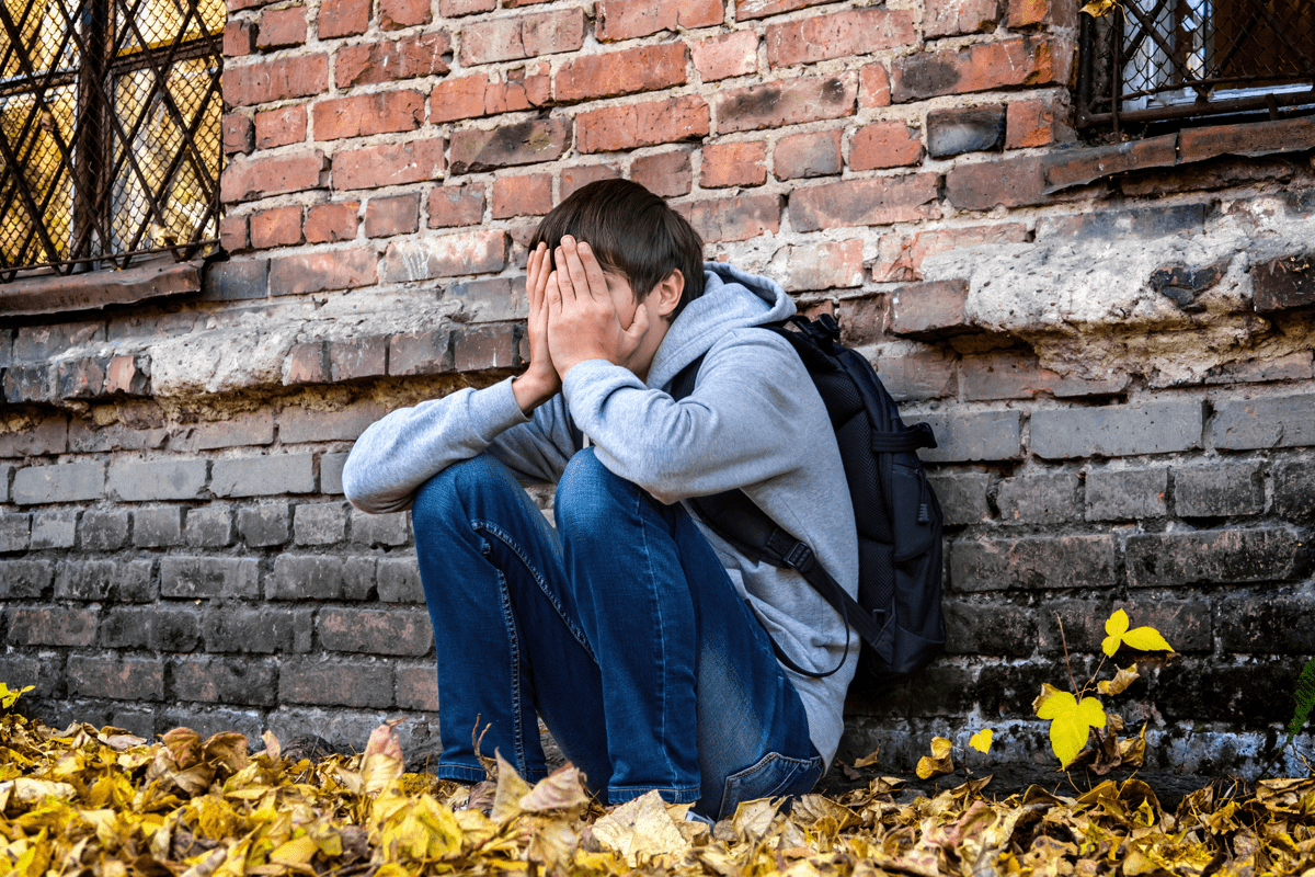 Dissociazione, il meccanismo (di difesa) che colpisce sempre più adolescenti - 