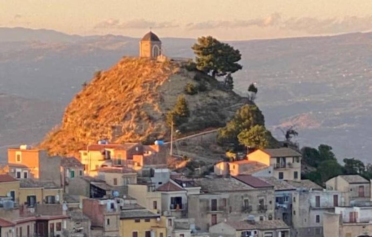 Messa in Sicurezza del Monte Calvario: La Regione Siciliana Investe 7,4 Milioni di Euro per la Tutela e Valorizzazione del Sito Archeologico di Centuripe - 