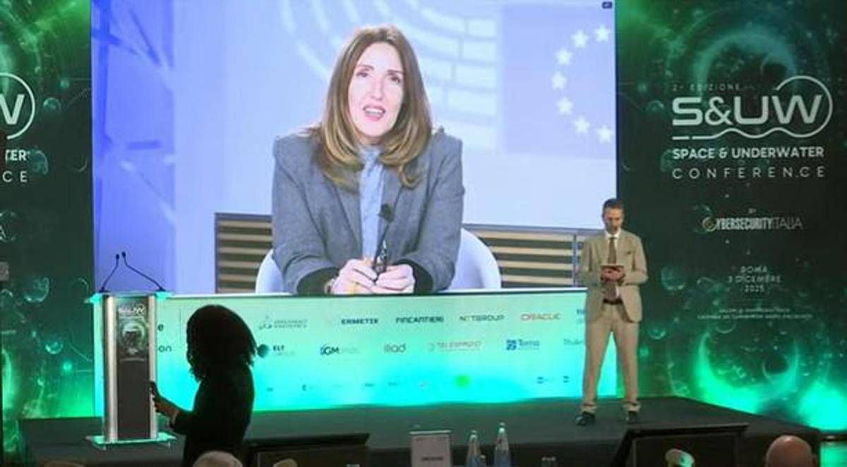 Spazio, Donazzan: "Space Act serve ma Ue non può auto-zavorrarsi mentre resto mondo non si dà regole" - 