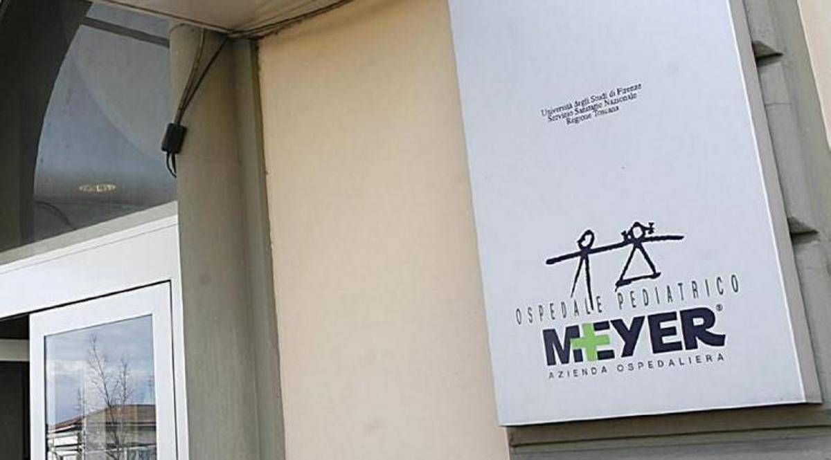 Arezzo, bambino di 10 anni cade dal secondo piano: ricoverato all'ospedale Meyer - 