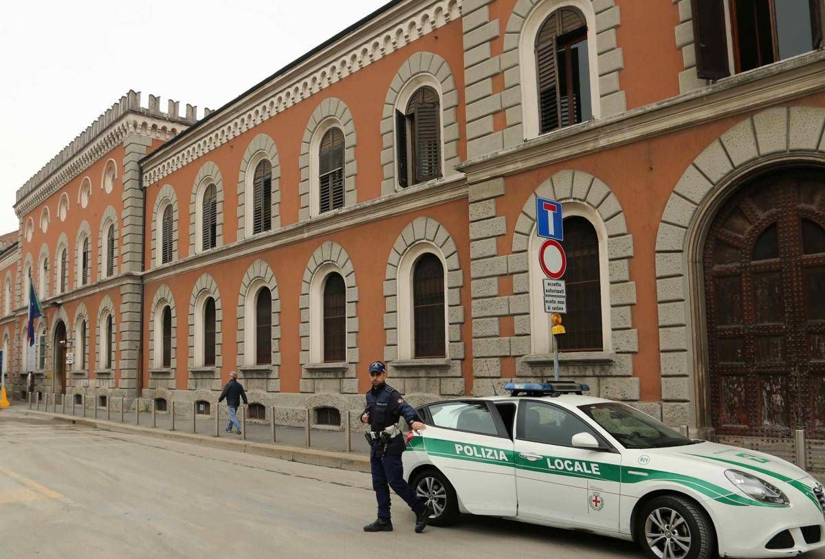 15enne rapinato a Milano, resta in carcere il maggiorenne del gruppo: "Capacità criminale elevatissima" - 