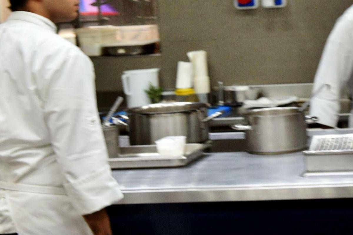 Come far bollire l'acqua più velocemente? I 'trucchi' in cucina - 