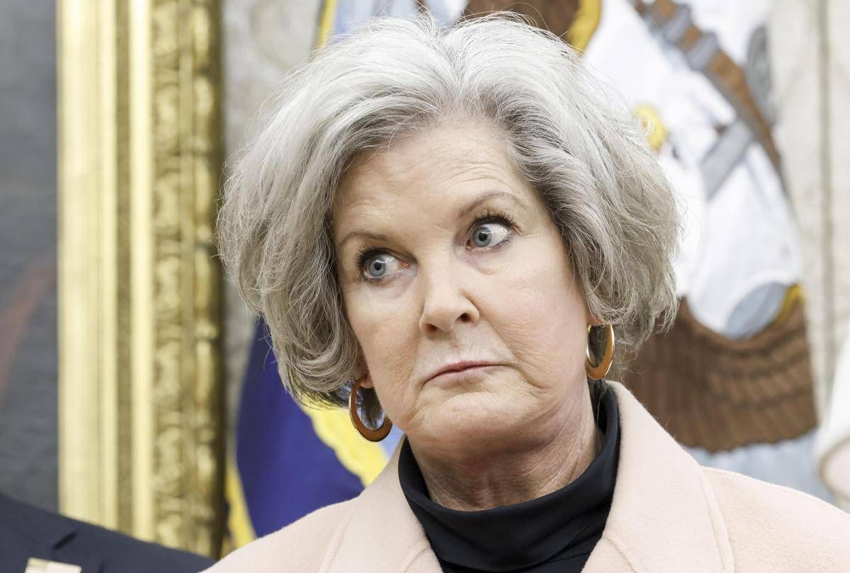 Susie Wiles: "Trump ha personalità da alcolista". Poi nega. E' bufera sulla capa di gabinetto - 