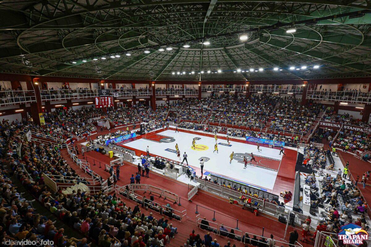 Trapani Shark: Preoccupazione per le Sanzioni Arbitrari e il Blocco dei Tesseramenti nel Basket Professionistico - 