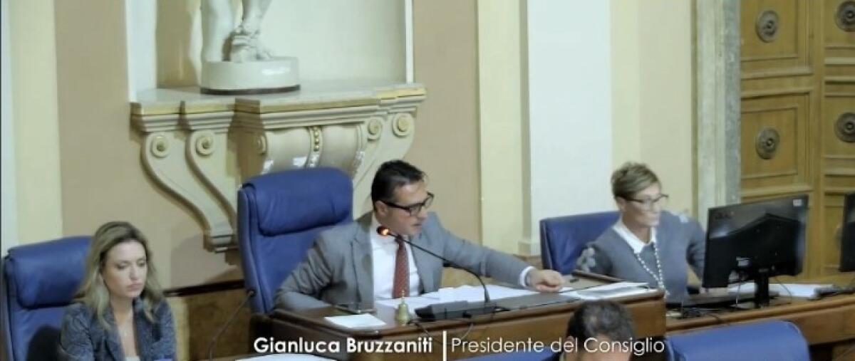 Nuova mozione per un Distretto Urbano del Commercio nel Comune di Caltanissetta approvata all'unanimità dal Consiglio Comunale - 