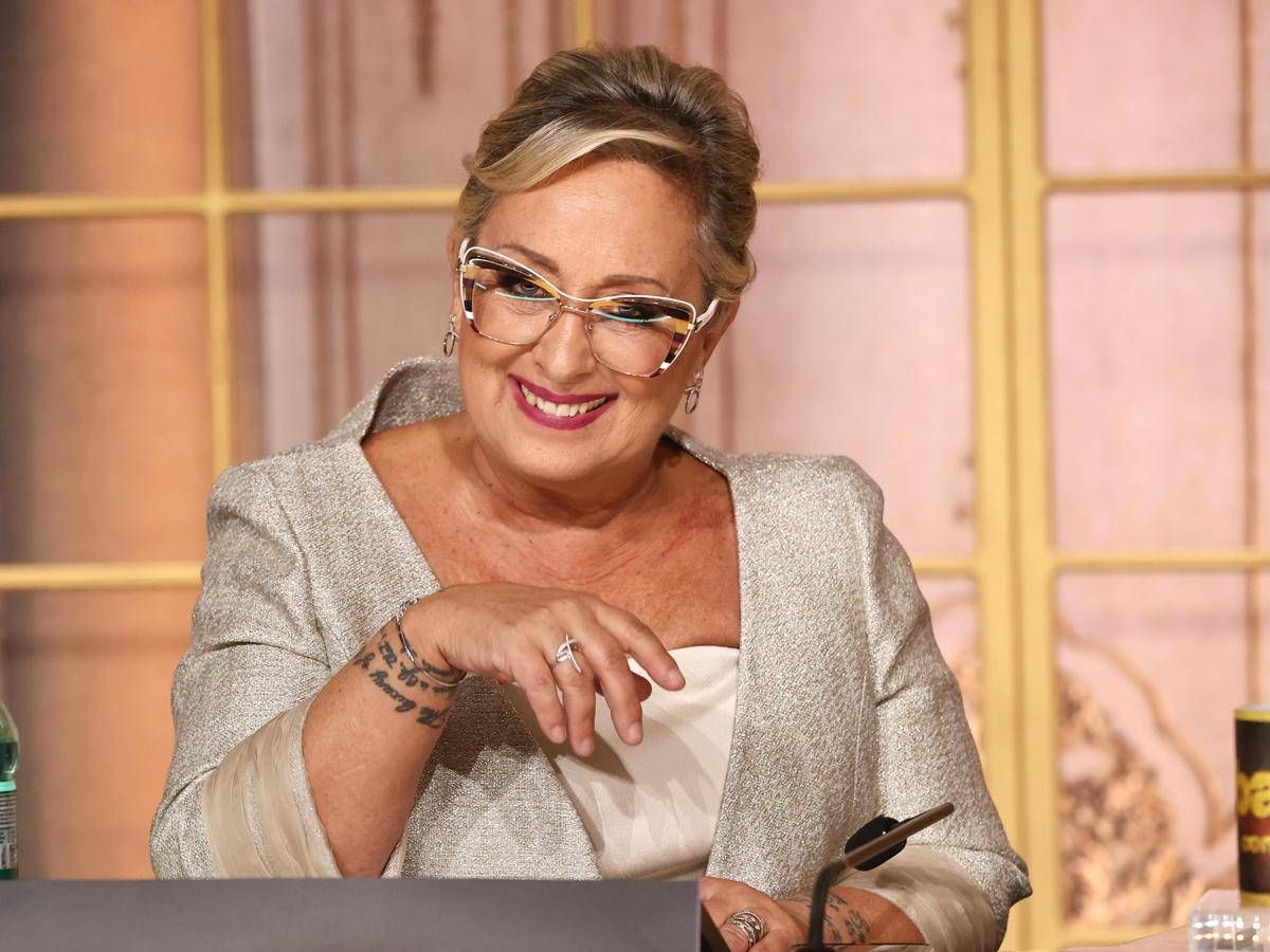 Ballando, Smith contro la giuria: "Io sono l'esperta qui". Lucarelli: "Stai facendo un macello" - 