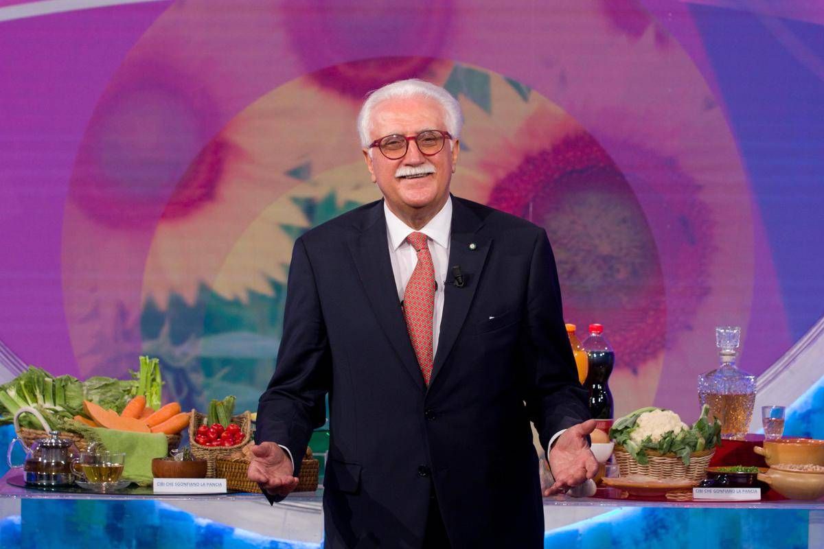 Natale, eccessi a tavola e dolci: il piano per non ingrassare - 