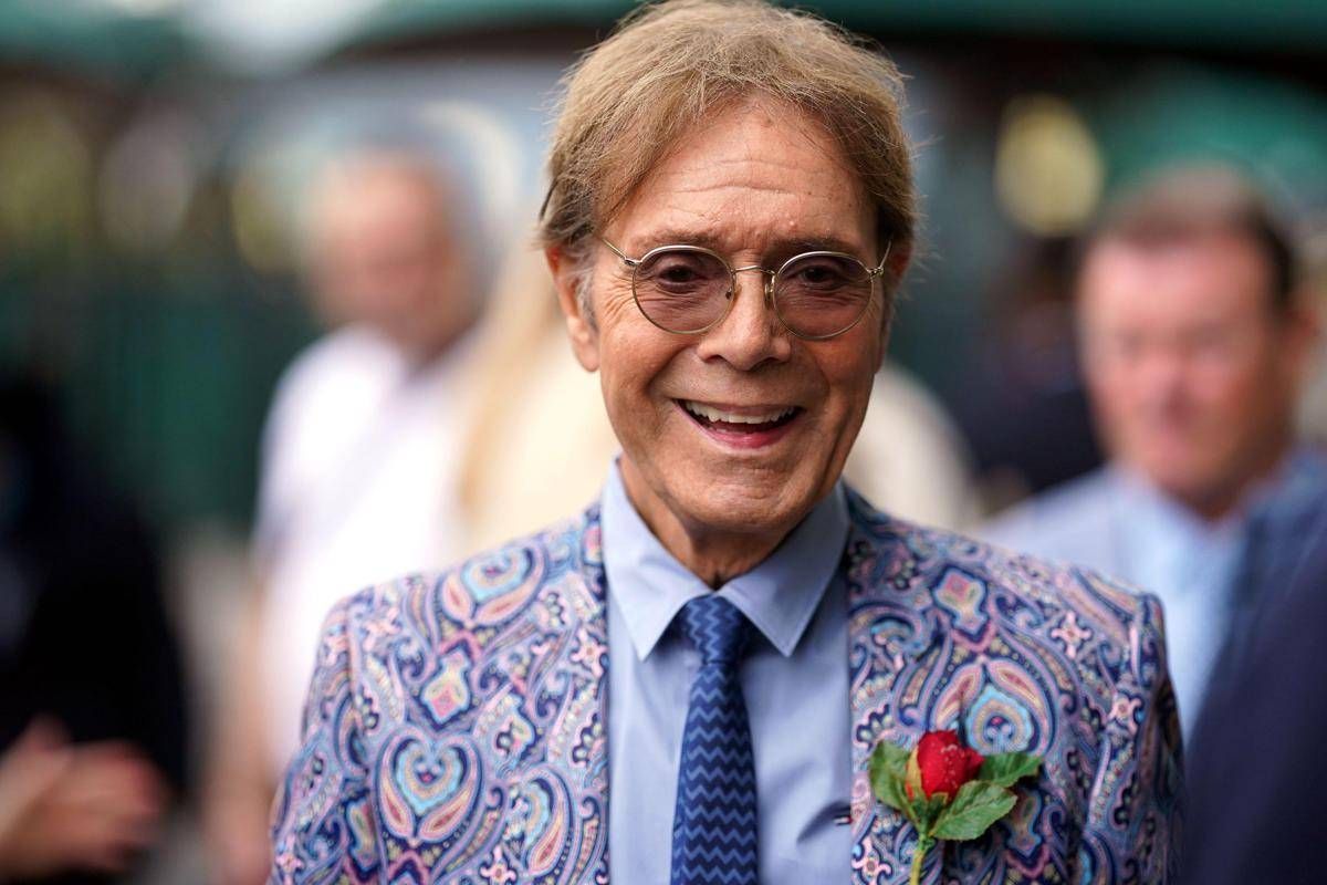 Cliff Richard: "Sono guarito dal cancro alla prostata, sosterrò lo screening nazionale" - 