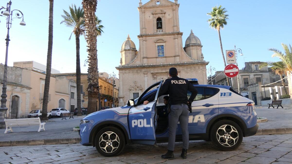 Polizia di Ragusa arresta un minore per maltrattamenti e tentata estorsione nei confronti dei genitori - 