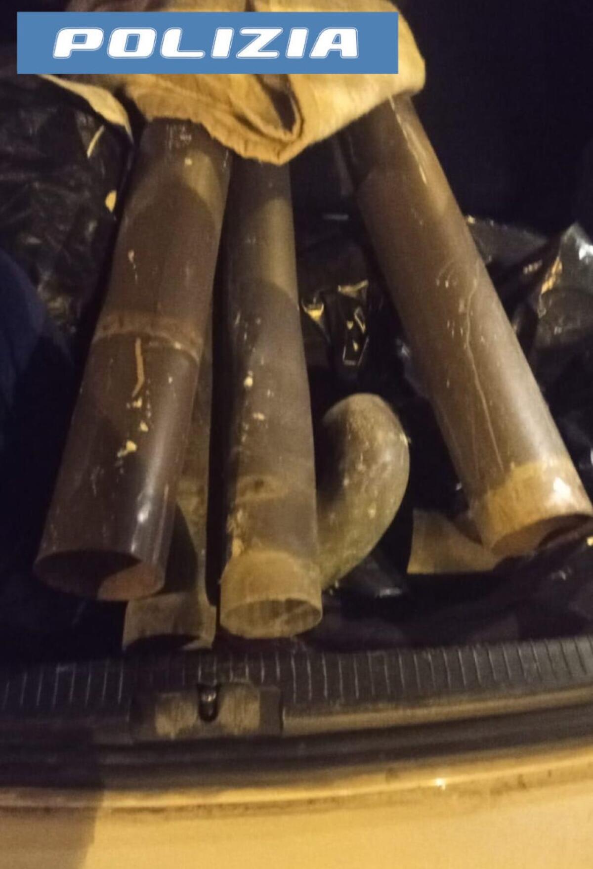 Furto di pluviali a Catania: arrestato 42enne con l'auto carica di rame rubato - 