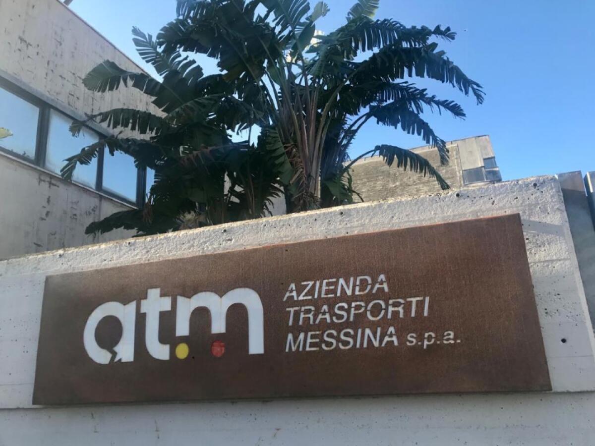 Firma dei contratti per nuovi operatori di esercizio: Comune di Messina presenta i bus elettrici - 