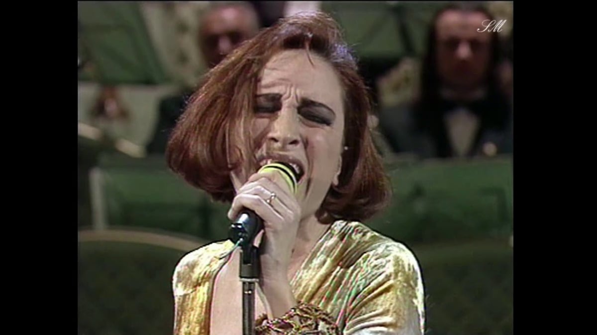 Dedicato a te dei Matia Bazar: quando una canzone d’amore nasce da un gesto vero - 