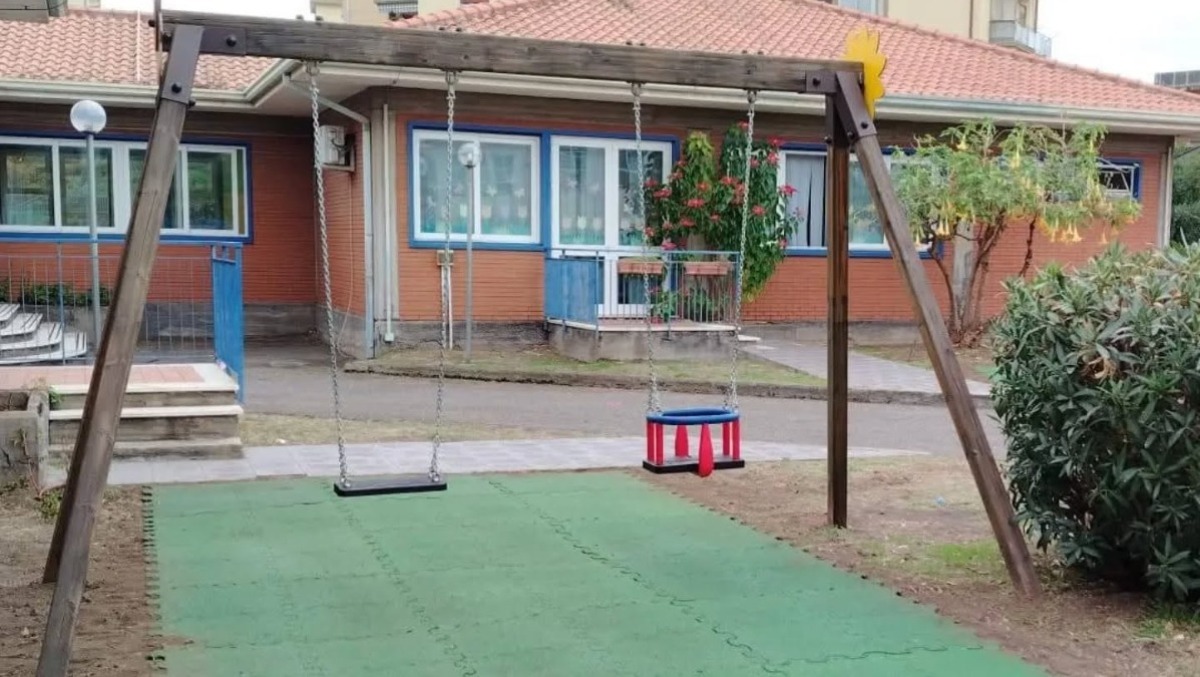 Scuole comunali a Gravina di Catania: continuano senza sosta i lavori di manutenzione - 