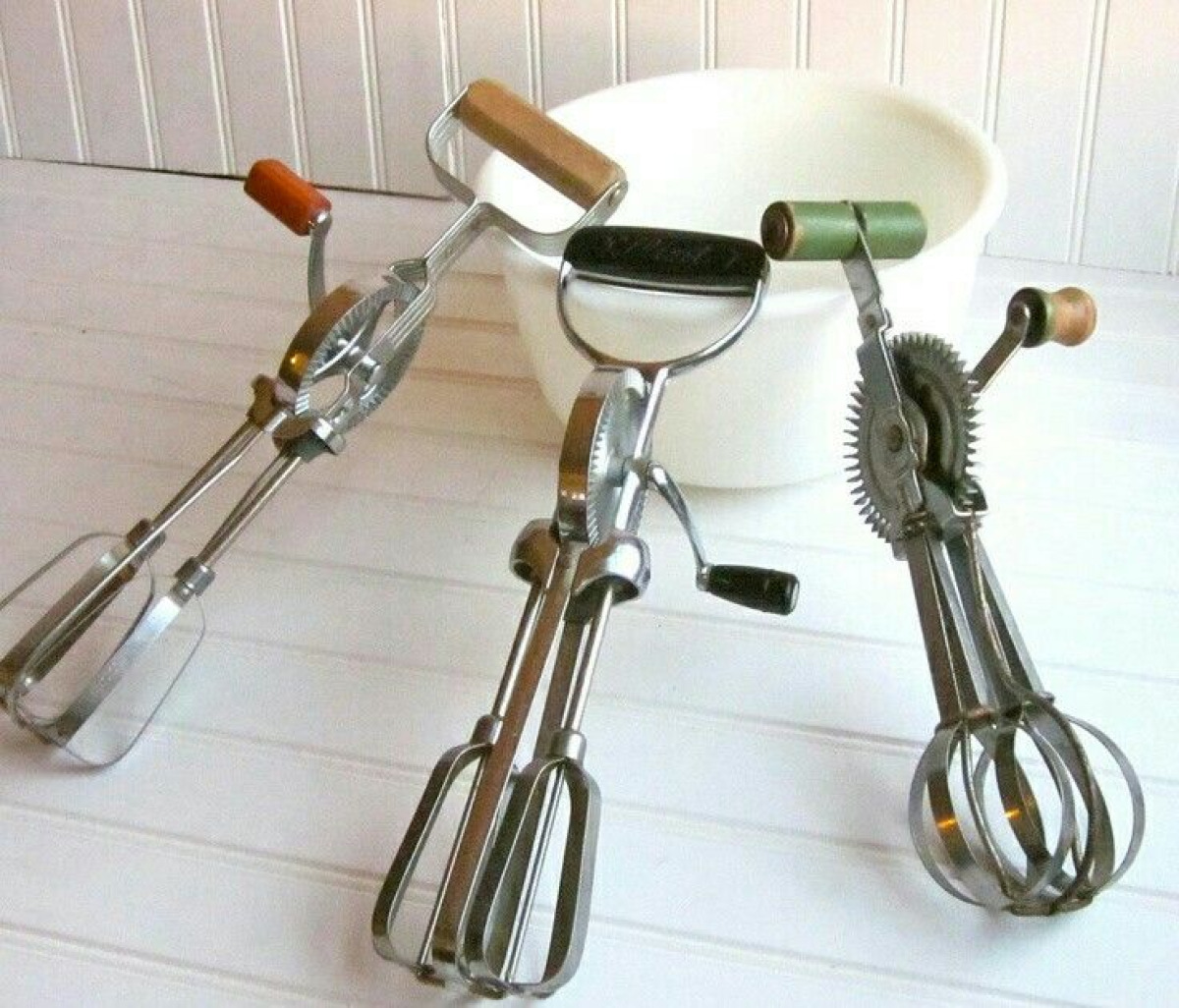 Quando in cucina si girava a mano: gli sbattitori manuali che non mancavano mai - 