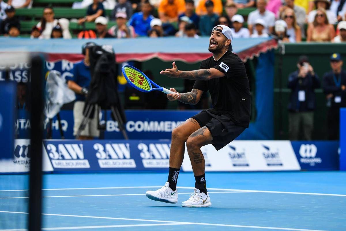 Kyrgios eliminato in doppio agli Australian Open, ma non ci sta: "Le regole sono stupide" - 