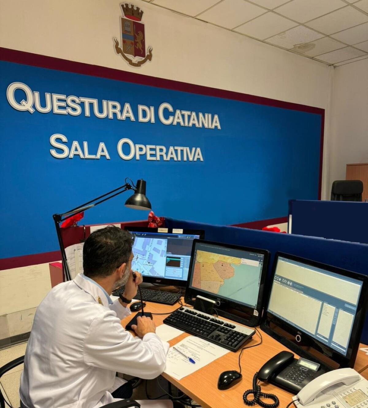 Arrestato a Catania un giovane per furto su auto in sosta dalla Polizia di Stato - 