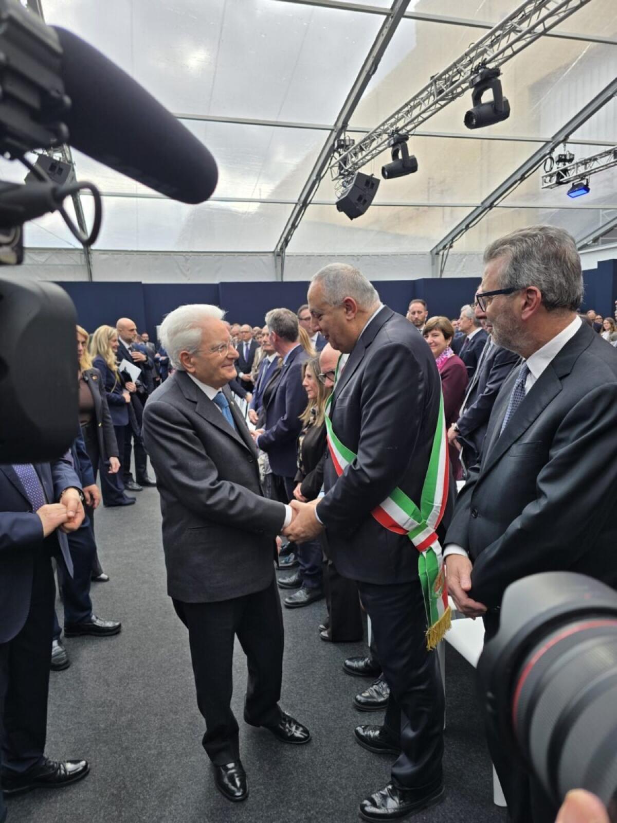 Visita del Presidente della Repubblica ai Cantieri Navali di Palermo: un riconoscimento alla tradizione e all'innovazione della città - 