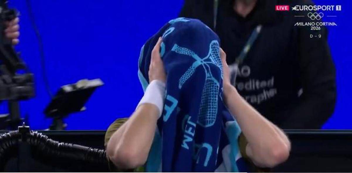 Sinner, probelma fisico contro Shelton? Il team: "Chiama il fisio" - 