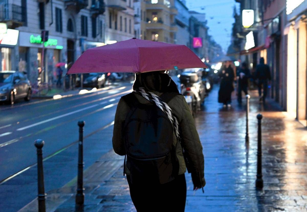 Maltempo, oggi allerta meteo su Calabria, Sicilia e Sardegna - 